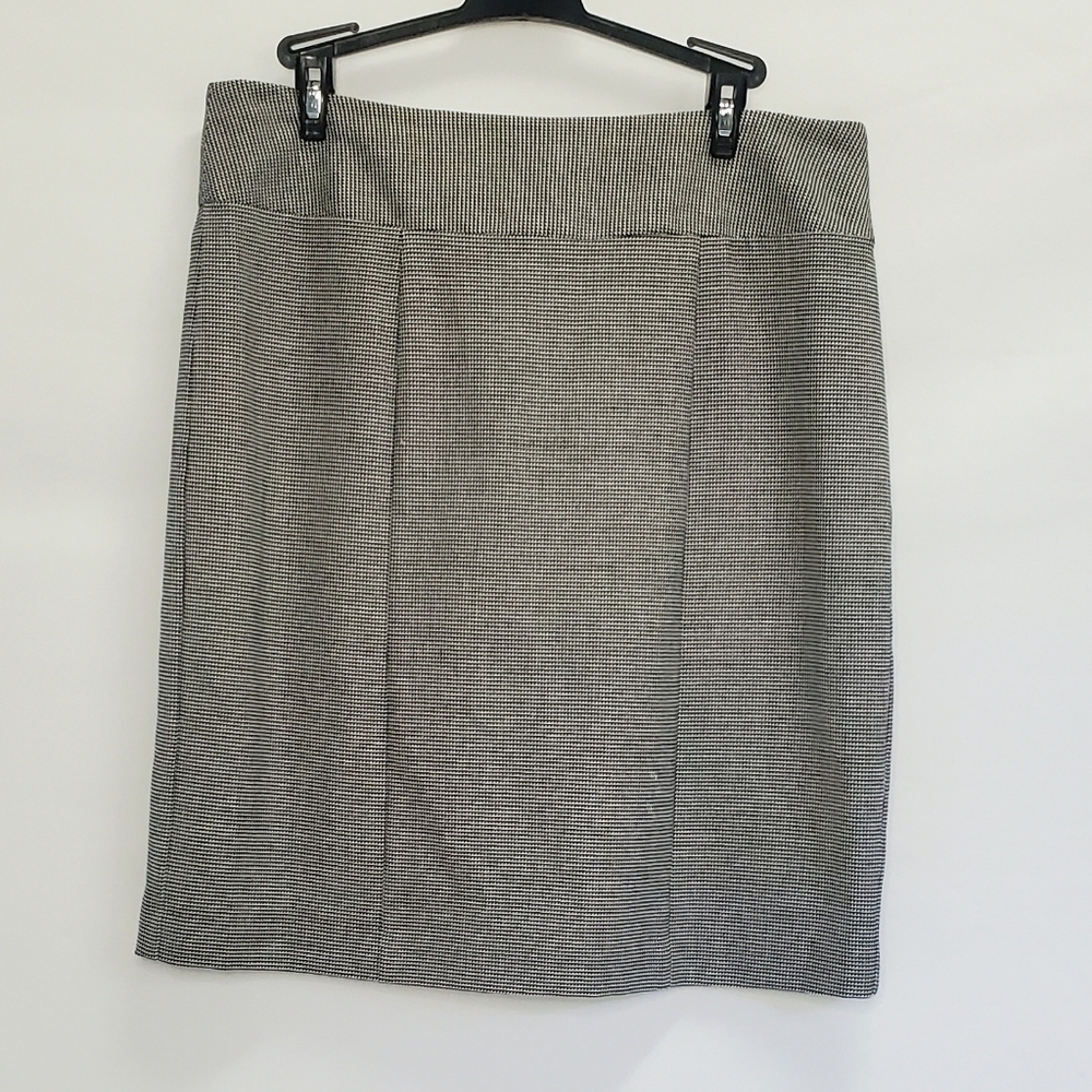 Worthington Gingham Midi Pencil Skirt
